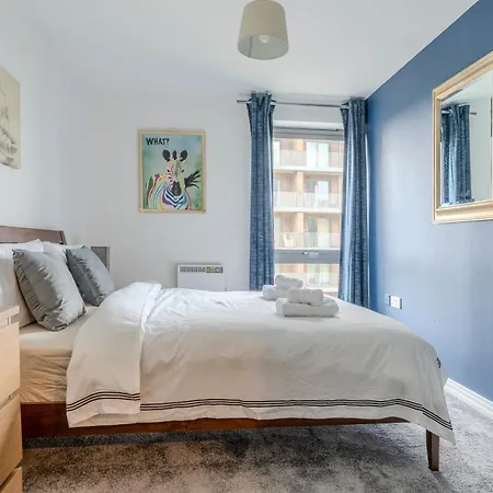 Appartement Entire Flat In Ealing